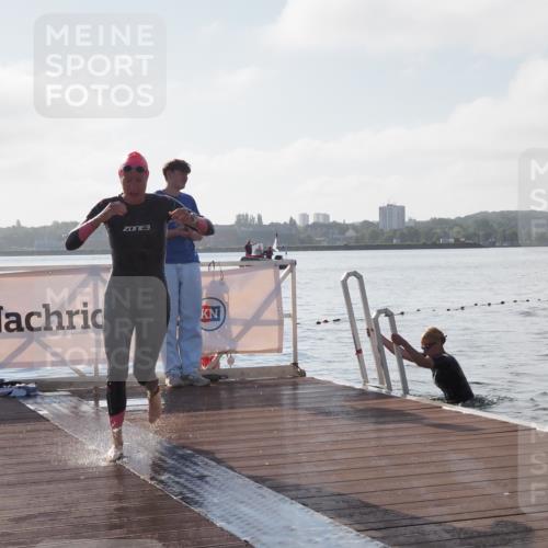 17.08.2025 - KN Förde Triathlon 2025 KatJ http://msf.ph/oto/8576282 17.08.2025 09:12:42 Schwimmen 136, 142, 136, 142 meine-sportfotos.de