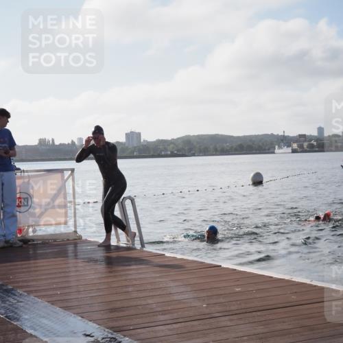 17.08.2025 - KN Förde Triathlon 2025 KatJ http://msf.ph/oto/8576320 17.08.2025 09:13:02 Schwimmen 126, 126 meine-sportfotos.de