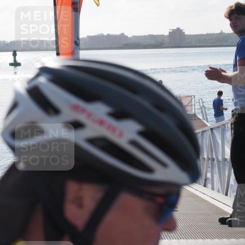 17.08.2025 - KN Förde Triathlon 2025 MichiJ http://msf.ph/oto/8576323 17.08.2025 09:10:13 Schwimmen 102, 110, 102, 109, 114, 119, 120 meine-sportfotos.de