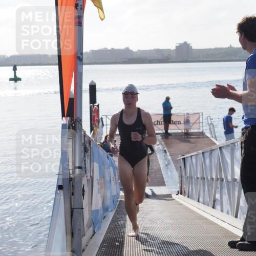 17.08.2025 - KN Förde Triathlon 2025 MichiJ http://msf.ph/oto/8576337 17.08.2025 09:10:13 Schwimmen 102, 110, 102, 109, 114, 119, 120 meine-sportfotos.de