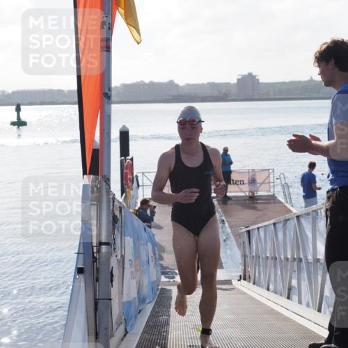 17.08.2025 - KN Förde Triathlon 2025 MichiJ http://msf.ph/oto/8576344 17.08.2025 09:10:14 Schwimmen 102, 110, 120, 102, 109, 114, 119, 120 meine-sportfotos.de