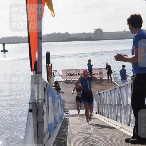 17.08.2025 - KN Förde Triathlon 2025 MichiJ http://msf.ph/oto/8576378 17.08.2025 09:10:21 Schwimmen 102, 109, 120, 105, 109, 114, 119, 253 meine-sportfotos.de