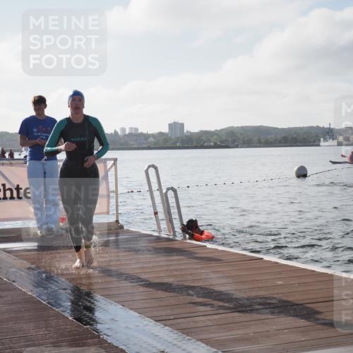 17.08.2025 - KN Förde Triathlon 2025 KatJ http://msf.ph/oto/8576381 17.08.2025 09:13:12 Schwimmen 122, 126, 130, 122, 126, 130 meine-sportfotos.de