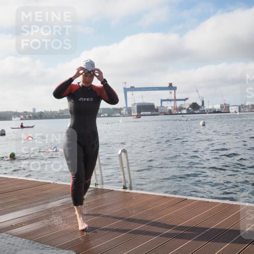 17.08.2025 - KN Förde Triathlon 2025 KatJ http://msf.ph/oto/8576392 17.08.2025 09:13:14 Schwimmen 122, 130, 135, 198, 122, 126, 130 meine-sportfotos.de