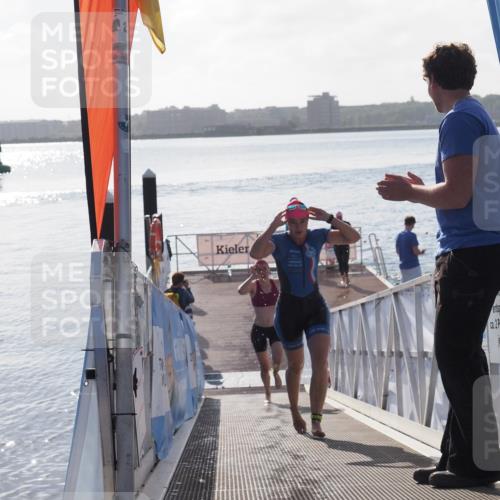 17.08.2025 - KN Förde Triathlon 2025 MichiJ http://msf.ph/oto/8576394 17.08.2025 09:10:22 Schwimmen 102, 109, 119, 120, 105, 109, 114, 119, 253 meine-sportfotos.de