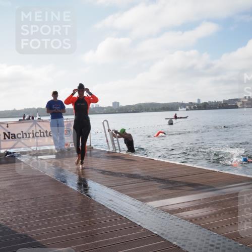 17.08.2025 - KN Förde Triathlon 2025 KatJ http://msf.ph/oto/8576413 17.08.2025 09:13:20 Schwimmen 122, 130, 135, 148, 198, 122, 130, 135, 198 meine-sportfotos.de