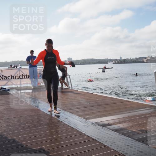 17.08.2025 - KN Förde Triathlon 2025 KatJ http://msf.ph/oto/8576424 17.08.2025 09:13:22 Schwimmen 130, 135, 148, 198, 122, 130, 135, 198 meine-sportfotos.de
