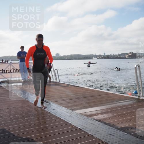 17.08.2025 - KN Förde Triathlon 2025 KatJ http://msf.ph/oto/8576428 17.08.2025 09:13:22 Schwimmen 130, 135, 148, 198, 122, 130, 135, 198 meine-sportfotos.de