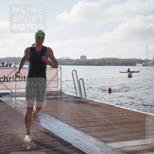 17.08.2025 - KN Förde Triathlon 2025 KatJ http://msf.ph/oto/8576437 17.08.2025 09:13:24 Schwimmen 135, 148, 198, 122, 130, 135, 148, 198 meine-sportfotos.de