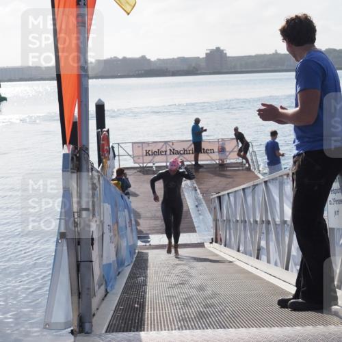 17.08.2025 - KN Förde Triathlon 2025 MichiJ http://msf.ph/oto/8576442 17.08.2025 09:10:27 Schwimmen 109, 114, 119, 120, 105, 114, 119, 253 meine-sportfotos.de