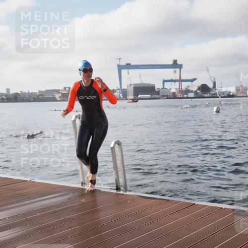 17.08.2025 - KN Förde Triathlon 2025 KatJ http://msf.ph/oto/8576465 17.08.2025 09:13:30 Schwimmen 135, 138, 148, 198, 135, 148, 198 meine-sportfotos.de