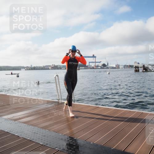 17.08.2025 - KN Förde Triathlon 2025 KatJ http://msf.ph/oto/8576477 17.08.2025 09:13:31 Schwimmen 135, 138, 148, 198, 135, 148, 198 meine-sportfotos.de