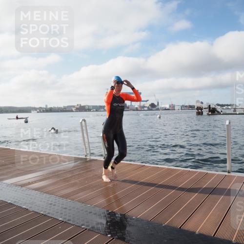 17.08.2025 - KN Förde Triathlon 2025 KatJ http://msf.ph/oto/8576479 17.08.2025 09:13:31 Schwimmen 135, 138, 148, 198, 135, 148, 198 meine-sportfotos.de