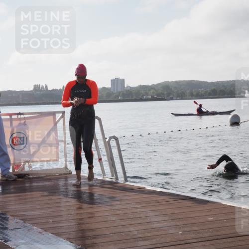 17.08.2025 - KN Förde Triathlon 2025 KatJ http://msf.ph/oto/8576490 17.08.2025 09:13:35 Schwimmen 138, 148, 151, 135, 138, 148, 198 meine-sportfotos.de