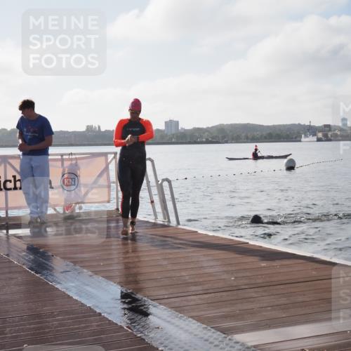 17.08.2025 - KN Förde Triathlon 2025 KatJ http://msf.ph/oto/8576497 17.08.2025 09:13:36 Schwimmen 138, 148, 151, 135, 138, 148, 198 meine-sportfotos.de