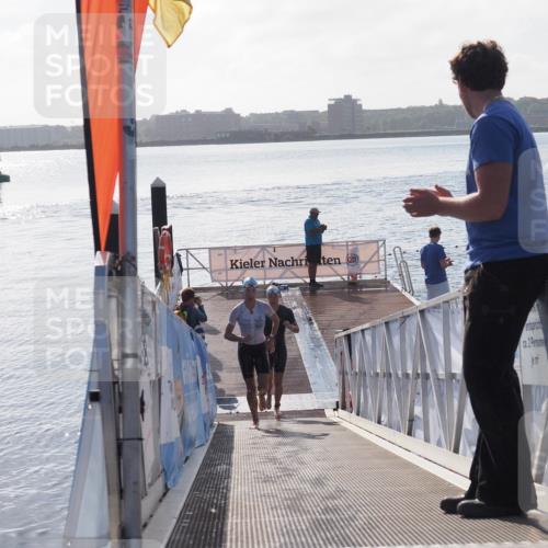 17.08.2025 - KN Förde Triathlon 2025 MichiJ http://msf.ph/oto/8576500 17.08.2025 09:10:32 Schwimmen 105, 109, 114, 119, 253, 105, 113, 253 meine-sportfotos.de