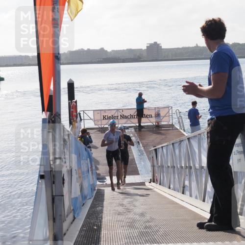 17.08.2025 - KN Förde Triathlon 2025 MichiJ http://msf.ph/oto/8576502 17.08.2025 09:10:32 Schwimmen 105, 109, 114, 119, 253, 105, 113, 253 meine-sportfotos.de