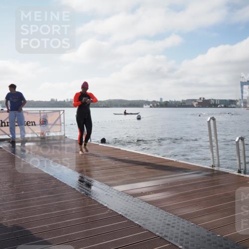 17.08.2025 - KN Förde Triathlon 2025 KatJ http://msf.ph/oto/8576506 17.08.2025 09:13:37 Schwimmen 138, 148, 151, 138, 148, 198 meine-sportfotos.de