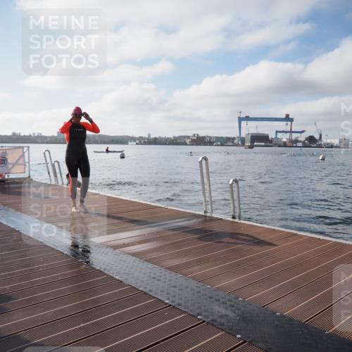 17.08.2025 - KN Förde Triathlon 2025 KatJ http://msf.ph/oto/8576519 17.08.2025 09:13:38 Schwimmen 138, 148, 151, 138, 148, 151 meine-sportfotos.de