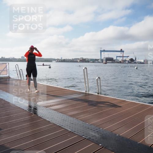 17.08.2025 - KN Förde Triathlon 2025 KatJ http://msf.ph/oto/8576521 17.08.2025 09:13:38 Schwimmen 138, 148, 151, 138, 148, 151 meine-sportfotos.de