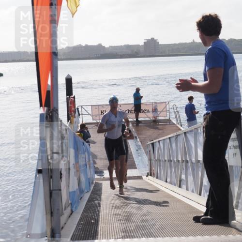 17.08.2025 - KN Förde Triathlon 2025 MichiJ http://msf.ph/oto/8576525 17.08.2025 09:10:34 Schwimmen 105, 109, 114, 119, 253, 105, 113, 121, 253 meine-sportfotos.de