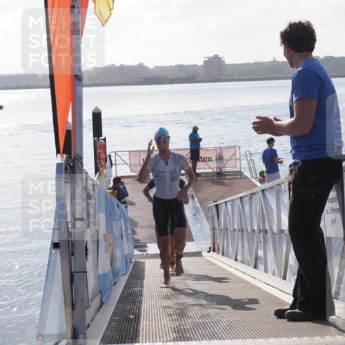17.08.2025 - KN Förde Triathlon 2025 MichiJ http://msf.ph/oto/8576533 17.08.2025 09:10:34 Schwimmen 105, 109, 114, 119, 253, 105, 113, 121, 253 meine-sportfotos.de