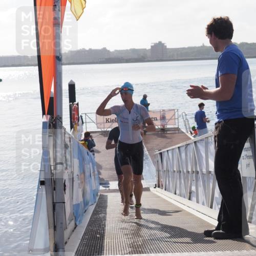 17.08.2025 - KN Förde Triathlon 2025 MichiJ http://msf.ph/oto/8576540 17.08.2025 09:10:34 Schwimmen 105, 109, 114, 119, 253, 105, 113, 121, 253 meine-sportfotos.de