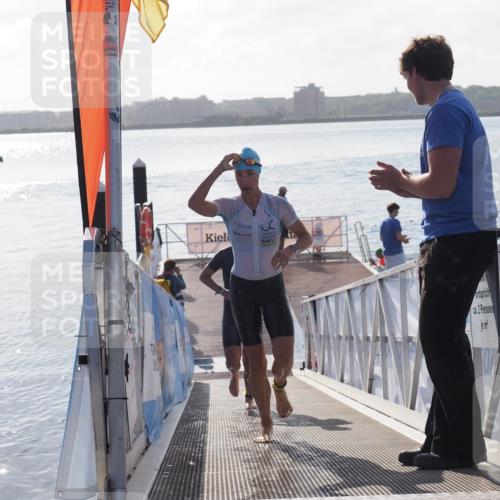 17.08.2025 - KN Förde Triathlon 2025 MichiJ http://msf.ph/oto/8576544 17.08.2025 09:10:35 Schwimmen 105, 114, 119, 253, 105, 113, 121, 253 meine-sportfotos.de