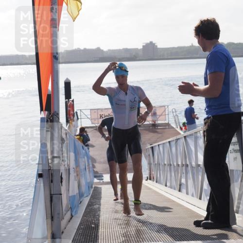 17.08.2025 - KN Förde Triathlon 2025 MichiJ http://msf.ph/oto/8576545 17.08.2025 09:10:35 Schwimmen 105, 114, 119, 253, 105, 113, 121, 253 meine-sportfotos.de
