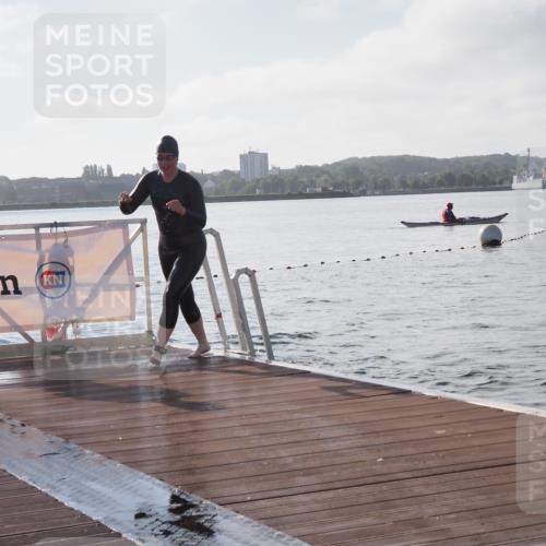 17.08.2025 - KN Förde Triathlon 2025 KatJ http://msf.ph/oto/8576546 17.08.2025 09:13:43 Schwimmen 138, 151, 138, 148, 151 meine-sportfotos.de