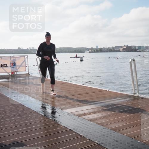 17.08.2025 - KN Förde Triathlon 2025 KatJ http://msf.ph/oto/8576560 17.08.2025 09:13:45 Schwimmen 138, 151, 138, 151 meine-sportfotos.de