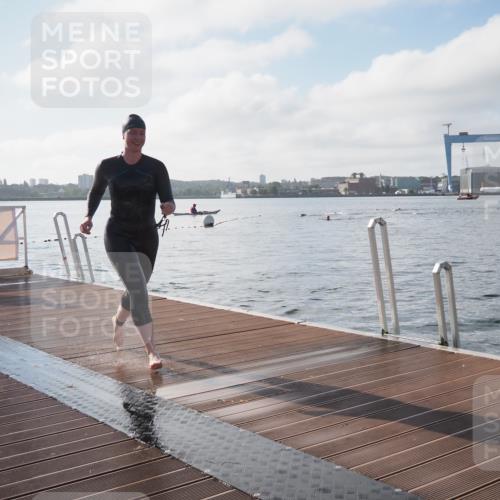 17.08.2025 - KN Förde Triathlon 2025 KatJ http://msf.ph/oto/8576564 17.08.2025 09:13:46 Schwimmen 138, 151, 138, 151 meine-sportfotos.de