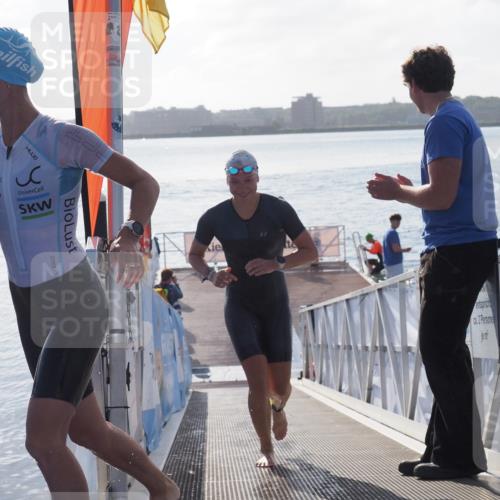 17.08.2025 - KN Förde Triathlon 2025 MichiJ http://msf.ph/oto/8576567 17.08.2025 09:10:36 Schwimmen 105, 114, 119, 253, 105, 113, 121, 253 meine-sportfotos.de