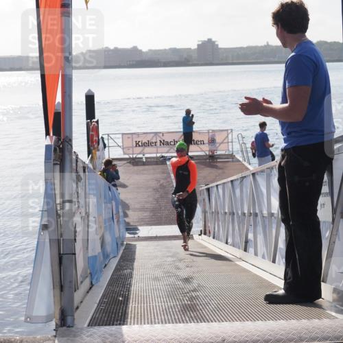 17.08.2025 - KN Förde Triathlon 2025 MichiJ http://msf.ph/oto/8576590 17.08.2025 09:10:43 Schwimmen 105, 113, 253, 113, 121 meine-sportfotos.de