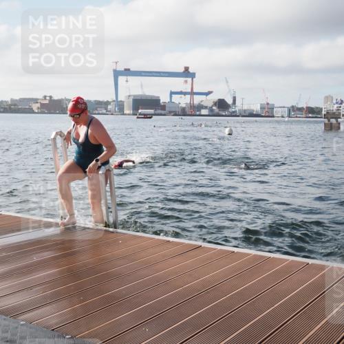 17.08.2025 - KN Förde Triathlon 2025 KatJ http://msf.ph/oto/8576646 17.08.2025 09:14:46 Schwimmen 128, 139, 146, 150, 155, 159, 128, 139, 146, 150, 155, 159 meine-sportfotos.de