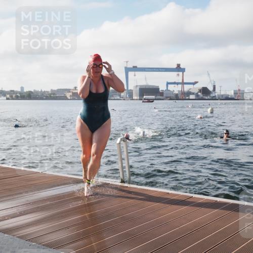 17.08.2025 - KN Förde Triathlon 2025 KatJ http://msf.ph/oto/8576658 17.08.2025 09:14:47 Schwimmen 128, 139, 146, 150, 155, 159, 128, 139, 146, 150, 155, 159 meine-sportfotos.de
