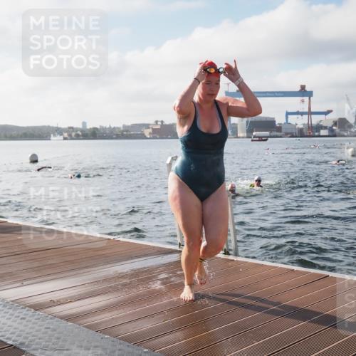 17.08.2025 - KN Förde Triathlon 2025 KatJ http://msf.ph/oto/8576666 17.08.2025 09:14:47 Schwimmen 128, 139, 146, 150, 155, 159, 128, 139, 146, 150, 155, 159 meine-sportfotos.de