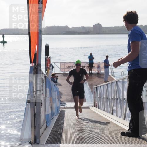 17.08.2025 - KN Förde Triathlon 2025 MichiJ http://msf.ph/oto/8576686 17.08.2025 09:11:14 Schwimmen 117, 116, 117, 125, 157 meine-sportfotos.de