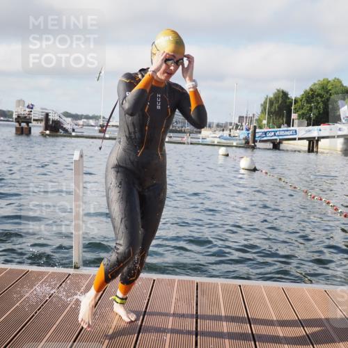 17.08.2025 - KN Förde Triathlon 2025 KatJ http://msf.ph/oto/8576687 17.08.2025 09:14:50 Schwimmen 128, 139, 146, 150, 152, 155, 159, 128, 139, 146, 150, 155, 159 meine-sportfotos.de