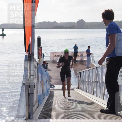 17.08.2025 - KN Förde Triathlon 2025 MichiJ http://msf.ph/oto/8576688 17.08.2025 09:11:14 Schwimmen 117, 116, 117, 125, 157 meine-sportfotos.de