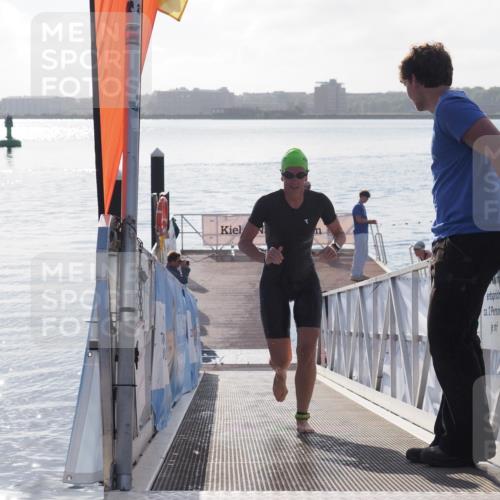 17.08.2025 - KN Förde Triathlon 2025 MichiJ http://msf.ph/oto/8576702 17.08.2025 09:11:15 Schwimmen 117, 116, 117, 125, 157 meine-sportfotos.de