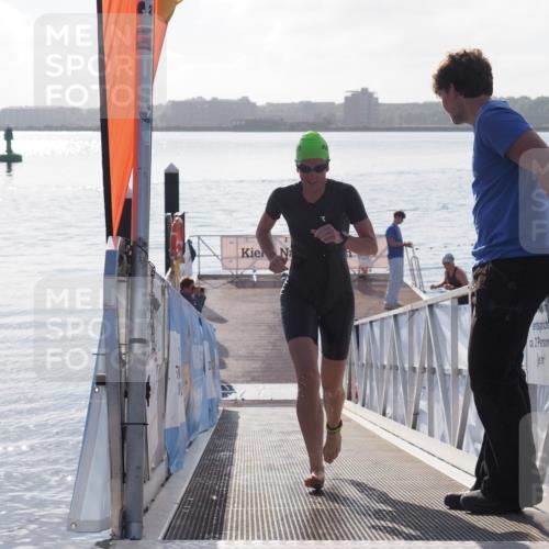 17.08.2025 - KN Förde Triathlon 2025 MichiJ http://msf.ph/oto/8576706 17.08.2025 09:11:16 Schwimmen 117, 116, 117, 125, 157 meine-sportfotos.de