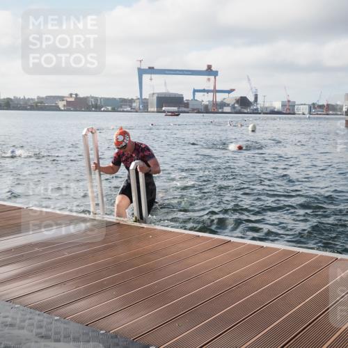 17.08.2025 - KN Förde Triathlon 2025 KatJ http://msf.ph/oto/8576709 17.08.2025 09:14:59 Schwimmen 133, 145, 146, 147, 152, 159, 133, 139, 146, 147, 150, 152, 159 meine-sportfotos.de