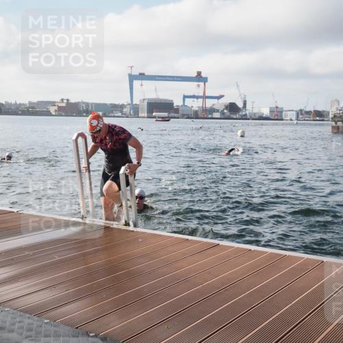 17.08.2025 - KN Förde Triathlon 2025 KatJ http://msf.ph/oto/8576715 17.08.2025 09:14:59 Schwimmen 133, 145, 146, 147, 152, 159, 133, 139, 146, 147, 150, 152, 159 meine-sportfotos.de