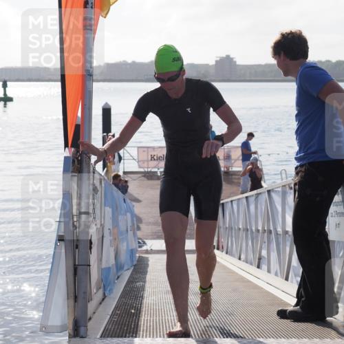 17.08.2025 - KN Förde Triathlon 2025 MichiJ http://msf.ph/oto/8576716 17.08.2025 09:11:16 Schwimmen 117, 116, 117, 125, 157 meine-sportfotos.de