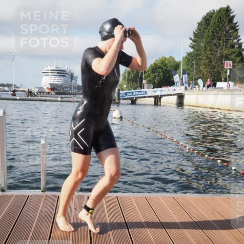 17.08.2025 - KN Förde Triathlon 2025 KatJ http://msf.ph/oto/8576743 17.08.2025 09:15:03 Schwimmen 133, 145, 147, 152, 133, 145, 146, 147, 152, 159 meine-sportfotos.de