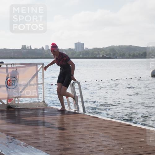 17.08.2025 - KN Förde Triathlon 2025 KatJ http://msf.ph/oto/8576797 17.08.2025 09:15:12 Schwimmen 143, 145, 147, 133, 143, 145, 147, 152 meine-sportfotos.de