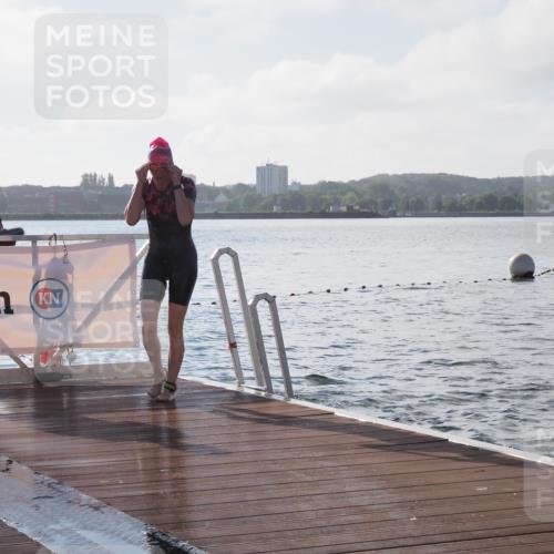 17.08.2025 - KN Förde Triathlon 2025 KatJ http://msf.ph/oto/8576808 17.08.2025 09:15:13 Schwimmen 143, 145, 147, 133, 143, 145, 147 meine-sportfotos.de