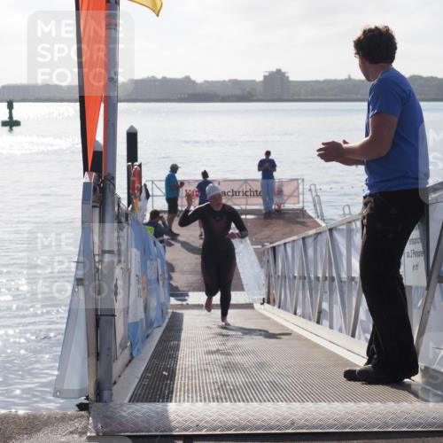 17.08.2025 - KN Förde Triathlon 2025 MichiJ http://msf.ph/oto/8576839 17.08.2025 09:12:26 Schwimmen 127, 127 meine-sportfotos.de