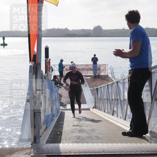 17.08.2025 - KN Förde Triathlon 2025 MichiJ http://msf.ph/oto/8576843 17.08.2025 09:12:26 Schwimmen 127, 127 meine-sportfotos.de
